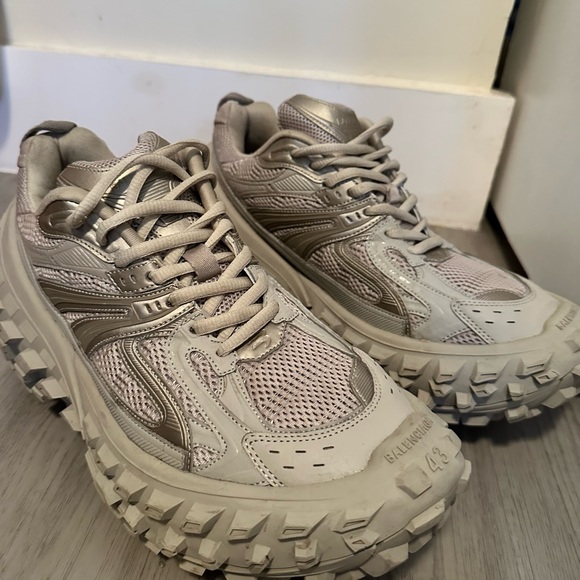 Balenciaga shoes - Picture 5 of 6